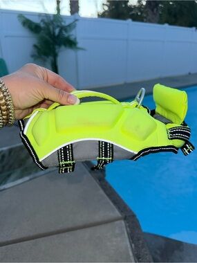 Arcadia Neon Yellow XS Dog Life Jacket